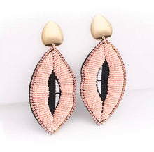 Load image into Gallery viewer, Lips Beaded Earrings
