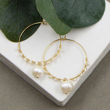 Load image into Gallery viewer, Golden Hoop Earrings With Real Pearls
