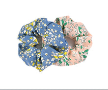 Load image into Gallery viewer, Ditsy Floral Scrunchies
