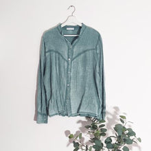 Load image into Gallery viewer, Vintage Wash Chessecloth Shirt Teal
