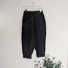 Load image into Gallery viewer, Baggy Linen Trousers Black
