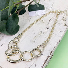 Load image into Gallery viewer, Chunky Links Necklace Silver
