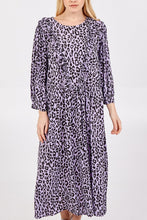 Load image into Gallery viewer, Suzi Leopard Print Midi Dress in Lilac
